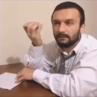 🤔