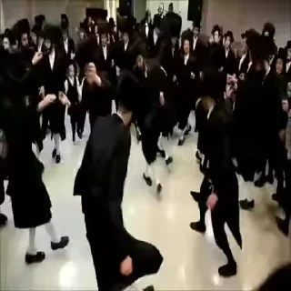 🕺