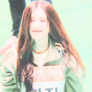 ᭝ꔛ⃟⿻ྀ⃕heejin by @CCUTIESTBABYꪆ