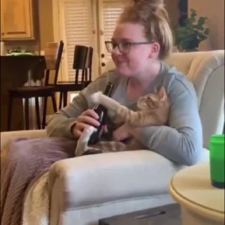 😱