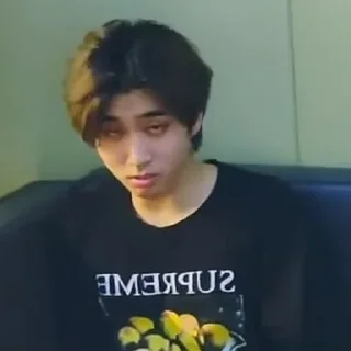 🤨