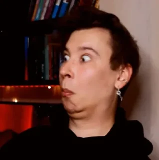 😳