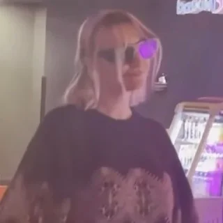😎