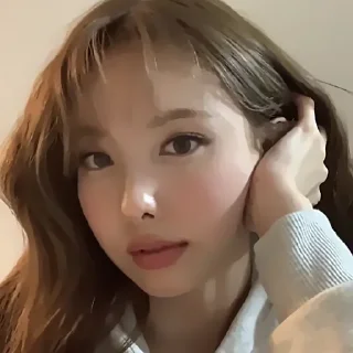 📔