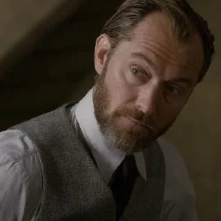 🎬