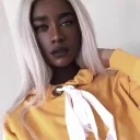 👩