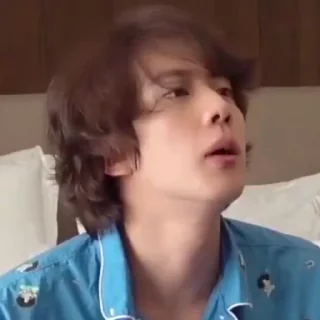 🤨