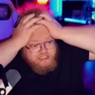 😰