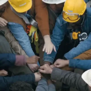 🤜