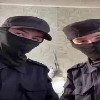 😏