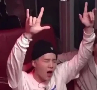 🤘