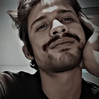 🧔