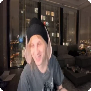 😂