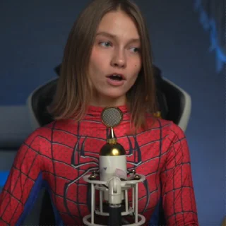 😱