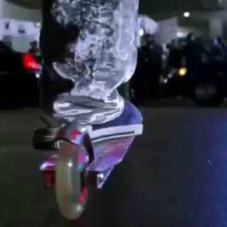 😐