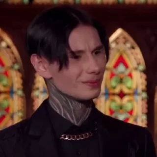 🤢
