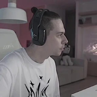 🎧
