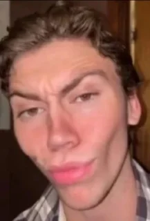 😗