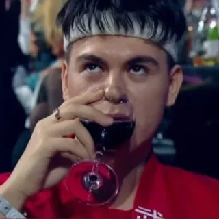🍷