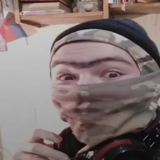 😜