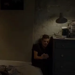 😭