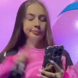 🤨