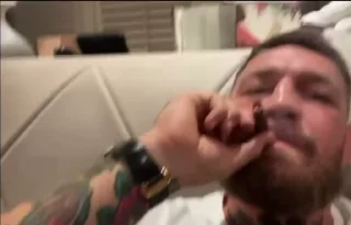🚬