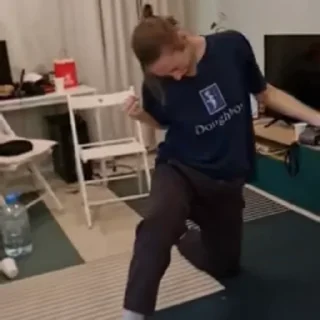 🥳