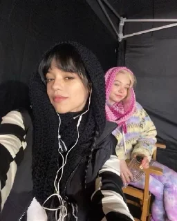 😊