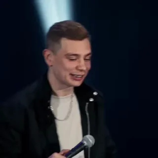 😄