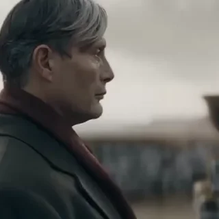 🎬