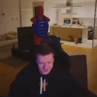 😂