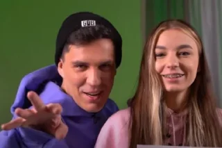 😁