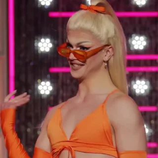 🤩