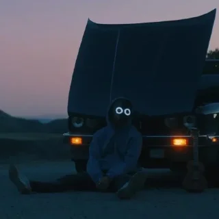 👤
