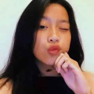 😘