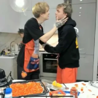 👨‍❤️‍💋‍👨