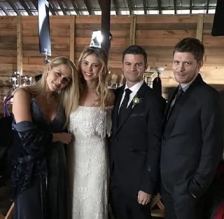 👨‍👩‍👧‍👦