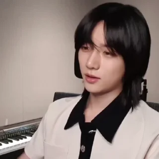 🕺