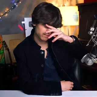 😶