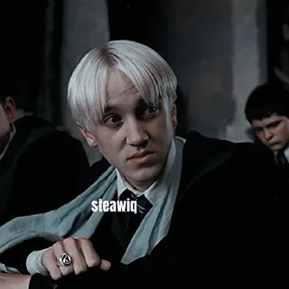 🥴
