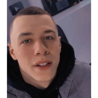😻