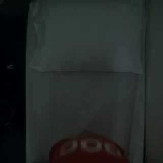 😴