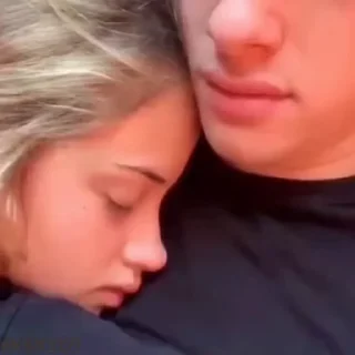 😽