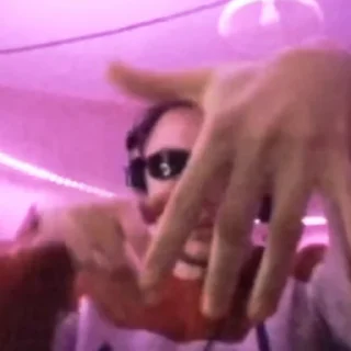 🖖
