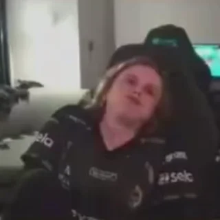 😞