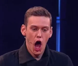 😮