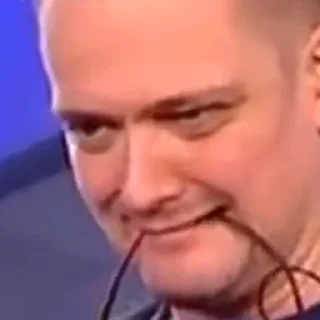 🥴