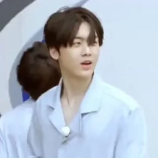 🧐