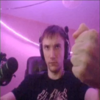 👊